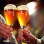 Brautradition_Braustube_Anstossen_1