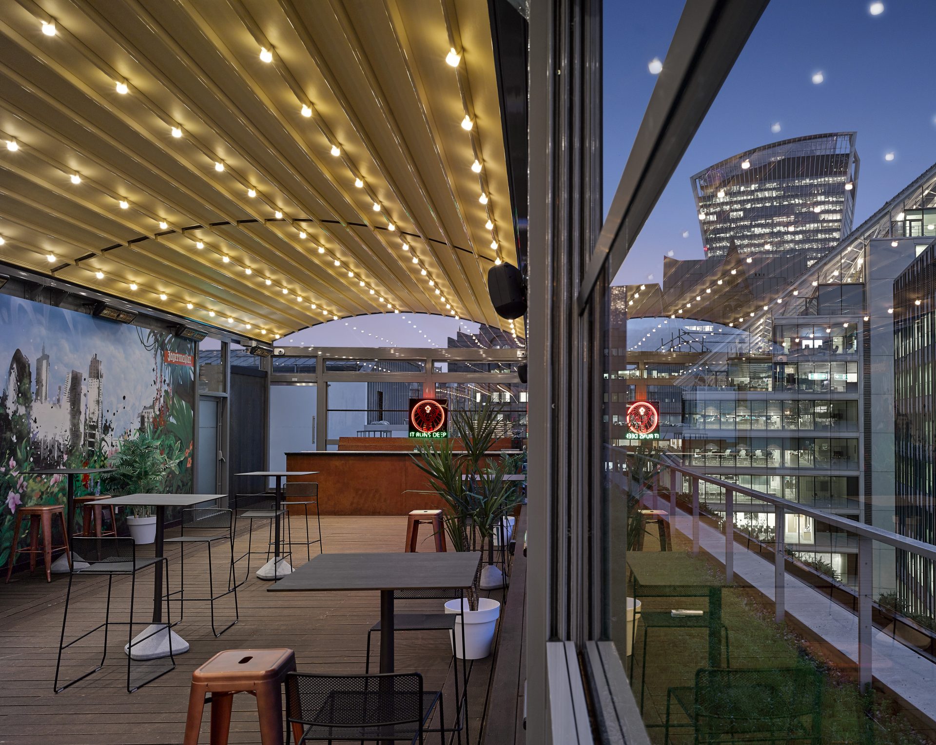 Canopies UK Raising the roof at Hilton’s brand new bar Ontrade Progress