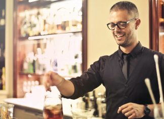 Advice on protecting hospitality workers’ mental wellbeing during the pandemic