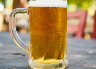 Brits flood social media with reasons why #PubsMatter this Christmas