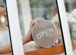 UKHospitality calls on Government to provide hospitality with clear reopening roadmap